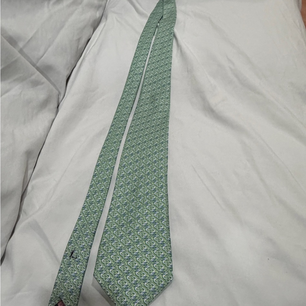 Vineyard Vines Light Green Patterned While Shark … - image 1